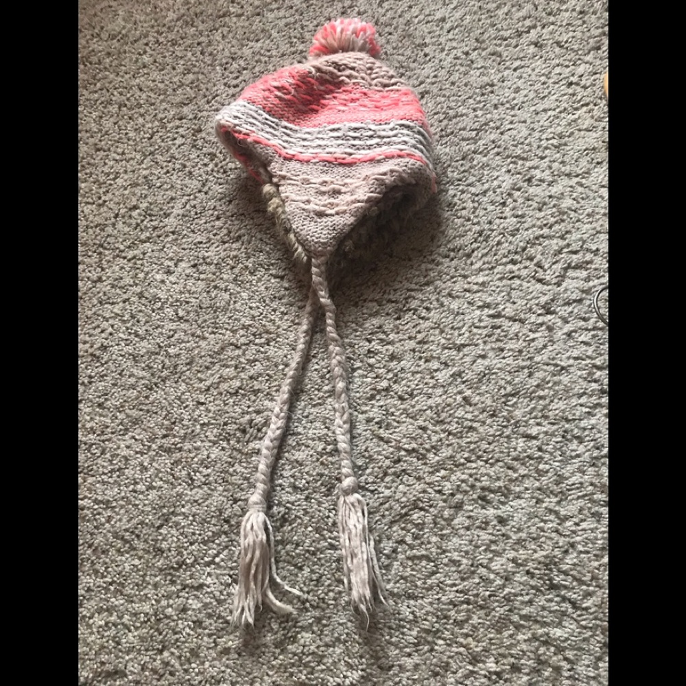 AEO | pink fur pom pom beanie - Picture 3 of 3